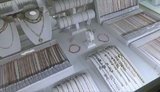 Податківці вилучили на Київщині партію контрабандних ювелірних виробів вартістю 27 млн грн. ФОТО