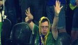 Донецкий болельщик исполнил зажигательный танец во время матча Украина-Франция. + ВИДЕО.