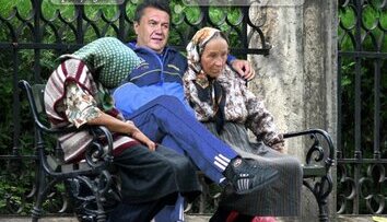 Да чтож мы у власти - изверги что ли ?
