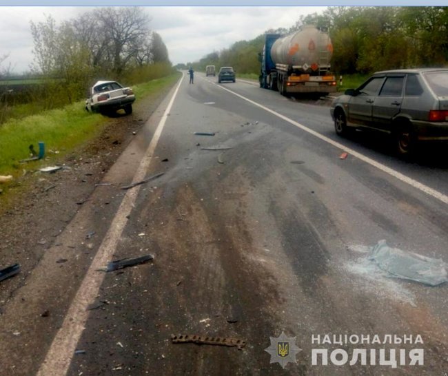 Человек погиб в результате столкновения двух автомобилей на Николаевщине, - полиция 01