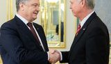 Порошенко провел встречу с американским сенатором Роном Джонсоном. ФОТО