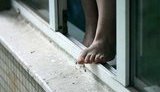 14-річна дівчинка зістрибнула з 18-го поверху в Святошинському районі Києва (оновлено)