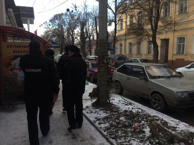 Ukrainian journalists apprehended in occupied Crimea 04 Ukrainian journalists apprehended in occupied Crimea 04