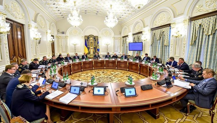 Кабмин рассмотрит вопрос создания органа власти, отвечающего за реализацию военно-промышленной политики, - поручение СНБО