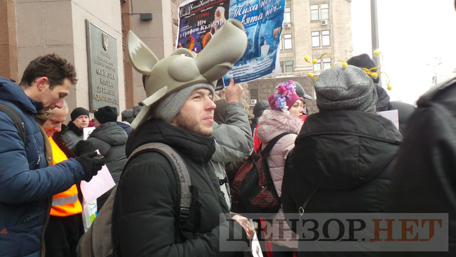 Не дадим уничтожить творение архитектора Городецкого: активисты пикетировали КГГА с требованием сохранить во время реставрации Дом актера 02