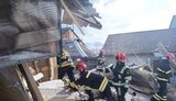 В результате взрыва обрушилось 2-этажное здание в Киеве: спасатели проверяют, есть ли под завалами люди. ФОТОрепортаж