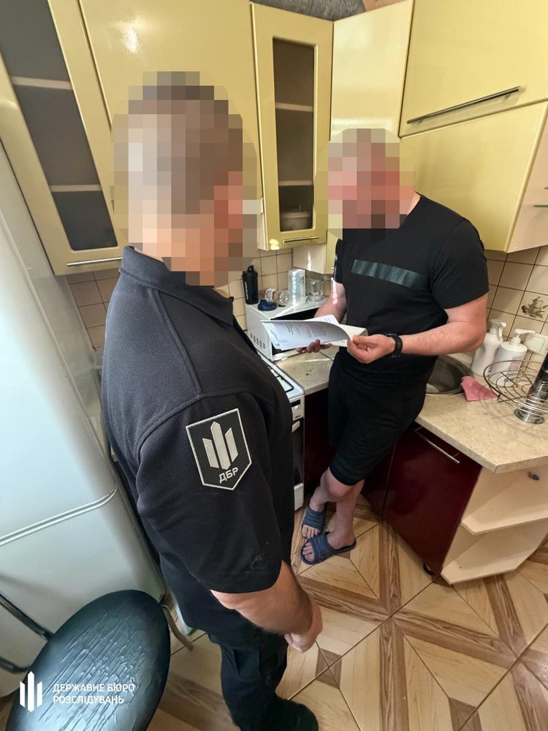 Начальника підрозділу поліції охорони на Дніпропетровщині затримано за вимагання