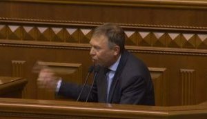 "Де був ваш патрон Порошенко, коли вся країна воювала з Януковичем?" - "Якщо мій патрон Порошенко, то ваш патрон хто? Путін?", - суперечка Сергія Соболєва та Ірини Геращенко. ВIДЕО