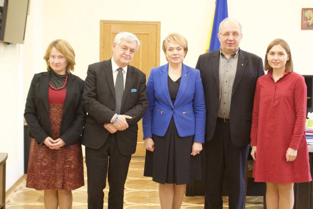 Україна і Польща проведуть 26 жовтня у Львові круглий стіл для обговорення мовної норми закону про освіту, - Гриневич 02