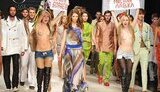 FEMEN сорвали показ на Ukrainian Fashion Week. ФОТОрепортаж.