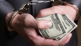 Прокуратура задержала на взятке чиновника Госгеокадастра