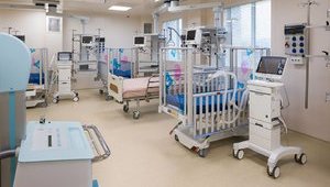 Зеленский: В 5-6 регионах построим мультибольницы, где будет все. ВИДЕО