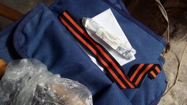 СБУ виявила сховок із тротилом у районі проведення ООС 02 СБУ виявила сховок із тротилом у районі проведення ООС 02