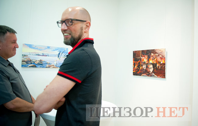 Чорновол представила выставку собственных картин 04
