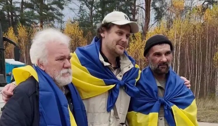 Самому пожилому эвакуированному - 94 года, самому младшему - чуть больше года, - Лубинец о деталях спасения людей из Олешек. ВИДЕО