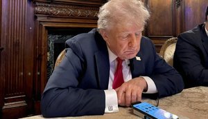 Трамп назвал Ормузский пролив территорией США