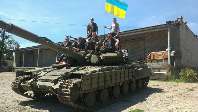 Танки російських найманців на Донбасі влітку 2014 року 01