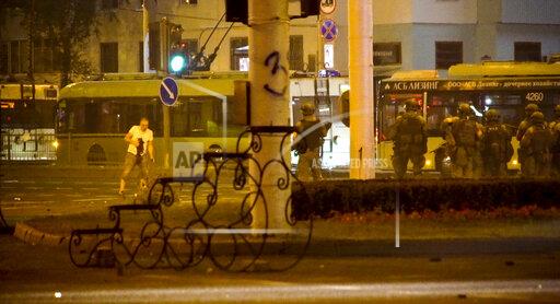 Associated Press опубликовало снимок погибшего в Минске Тарайковского, опровергающий официальную версию трагедии 01