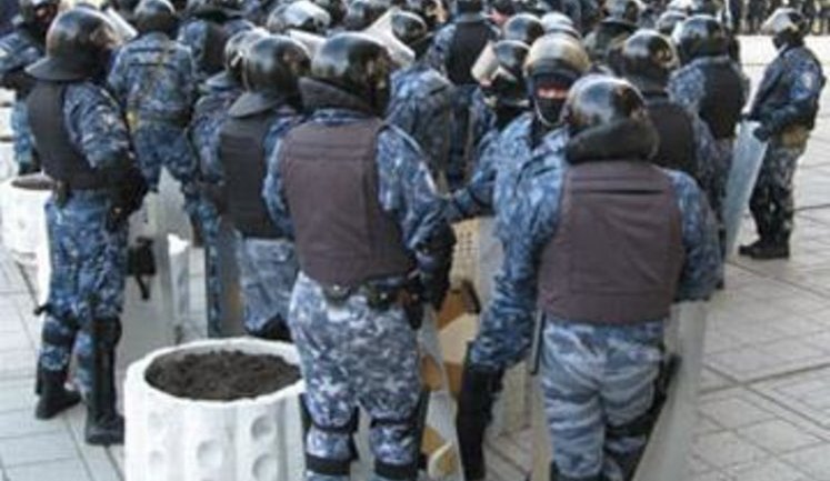 В ПР поняли, что милицию готовы разрывать: "Это позор для власти"