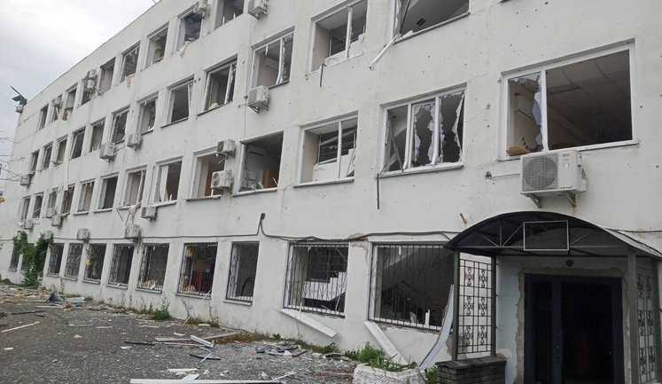 Russian ballistic missile strike on Kyiv: DTEK office damaged. PHOTO