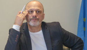 Суд зобов'язав Аласанію підписати проєкт забудови на території "Суспільного": тепер його викликають на допит через невиконання цього рішення