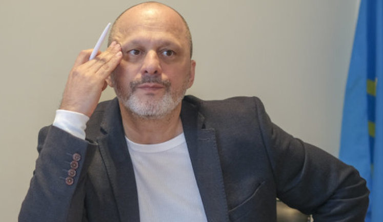 Суд зобов'язав Аласанію підписати проєкт забудови на території "Суспільного": тепер його викликають на допит через невиконання цього рішення