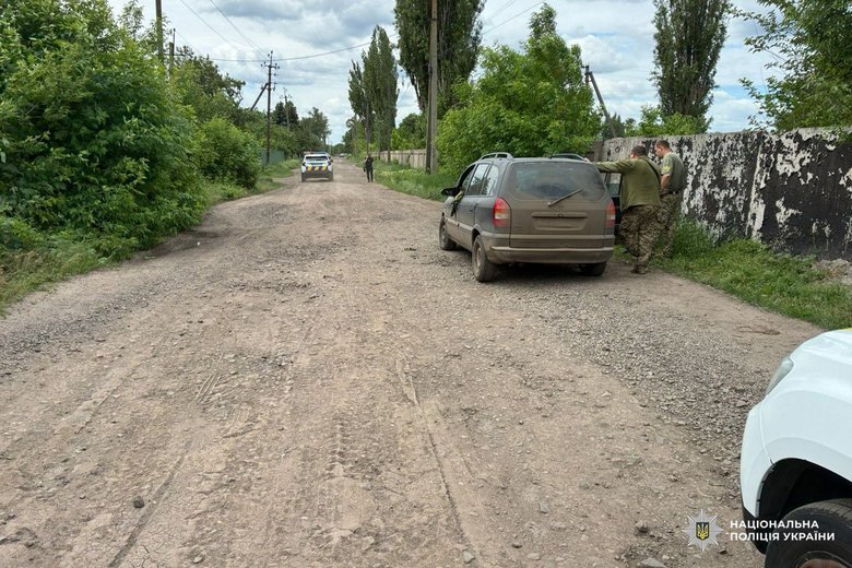 Конфлікт у Сахновщині: чоловіки побили військових і пошкодили авто ТЦК