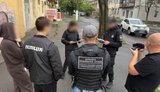 Везли в багажнике, переодевали в камуфляж: на Одесщине разоблачили группу контрабандистов. ФОТОрепортаж