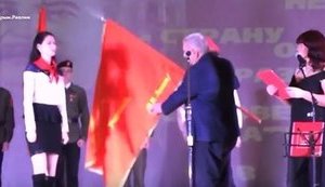 В оккупированном Севастополе коммунисты принимали детей в пионеры и комсомольцы под песню "Верните Сталина". ВИДЕО