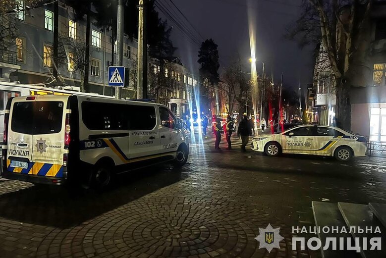 ДТП у Вінниці 16 січня: водій Mersedes збив на пішоході двох дівчат