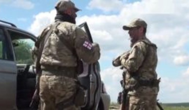 "У хлопців по 8 років досвіду війни, а військова тактика Кремля не змінилася", - бійці "Грузинського легіону" підписали контракти з українською армією. ВИДЕО