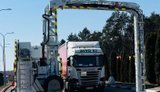Штучний інтелект на митниці: на кордоні з Польщею тестують новітні мобільні сканери