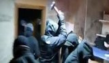 Неизвестные с молотками разрушили "наливайку" в Соломенском районе Киева. ВИДЕО