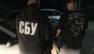 Контрактника, торговавшего оружием из зоны ООС, приговорили к 3 годам лишения свободы, - СБУ