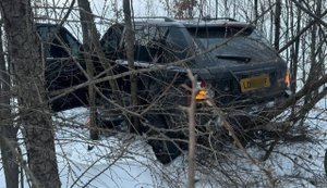 Водій позашляховика травмував прикордонника під час спроби прориву кордону на Буковині, - ДПСУ. ВІДЕО+ФОТОрепортаж