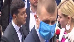 Зеленський про звільнених членів його команди: Вони зрадили себе. Говорили "я нікого не розставляю, тут моїх немає", а потім вся вертикаль "їх немає". ВIДЕО