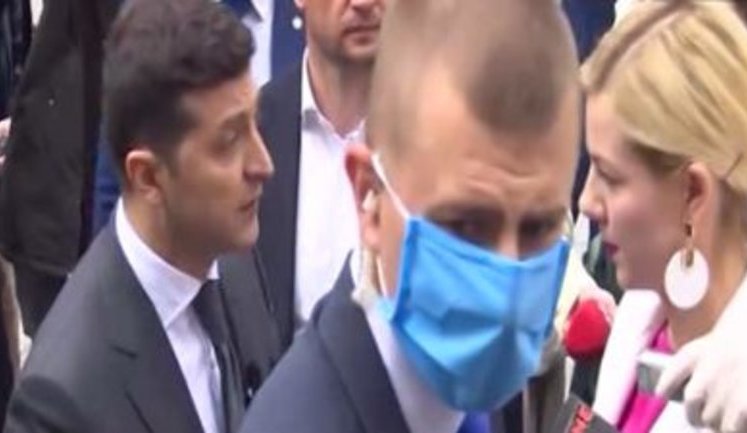 Зеленський про звільнених членів його команди: Вони зрадили себе. Говорили "я нікого не розставляю, тут моїх немає", а потім вся вертикаль "їх немає". ВIДЕО