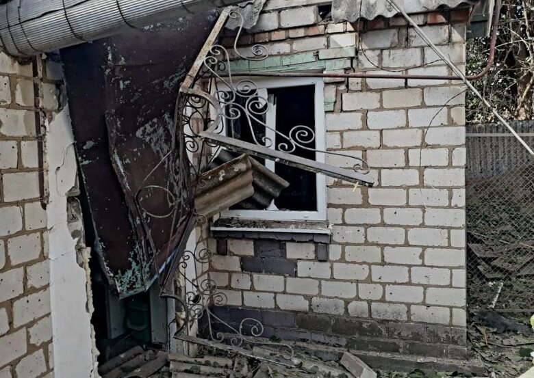 В течение дня армия РФ накрывала огнем из тяжелой артиллерии Никополь, по Марганецкой громаде ударила из Града 06