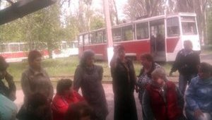 В оккупированном Енакиево трамвайщики объявили забастовку: люди без зарплат уже 8 месяцев. ФОТО