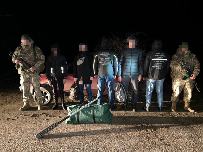 на Одещині затримали ухилянтів і їхнього переправника