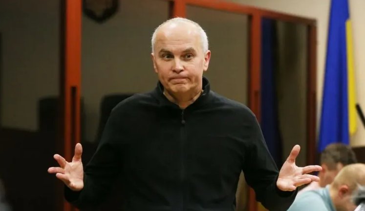 Суд оставил Шуфрича под стражей до 9 мая