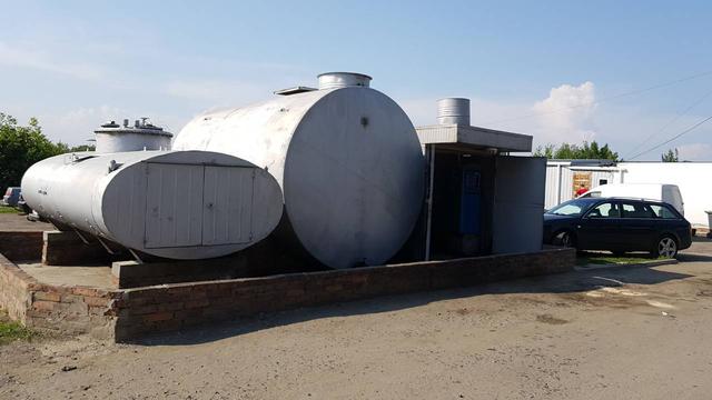 У Луцьку податківці ліквідували незаконну заправку 01