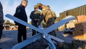 Порошенку подарували російський дрон Ланцет