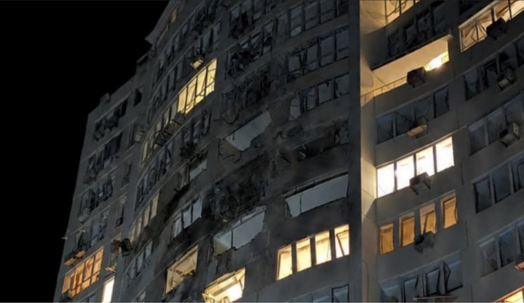 В Одесі внаслідок російської атаки пошкоджено багатоповерхівку: постраждали 17 людей (оновлено). ФОТОрепортаж