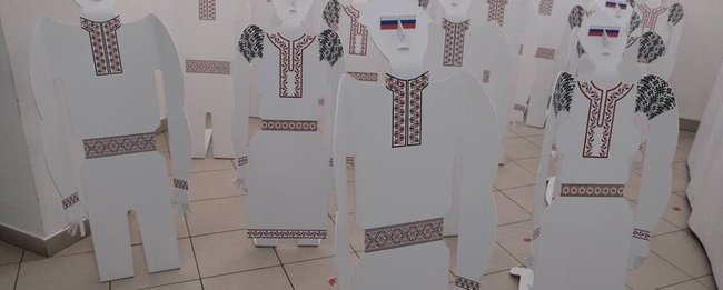 Заслуженого художника Салевича викликали в СБУ через інсталяцію Хохли 01