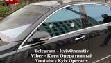 У Києві "герой паркування" виявив два отвори в бічному склі, схожі на кульові. ФОТОрепортаж