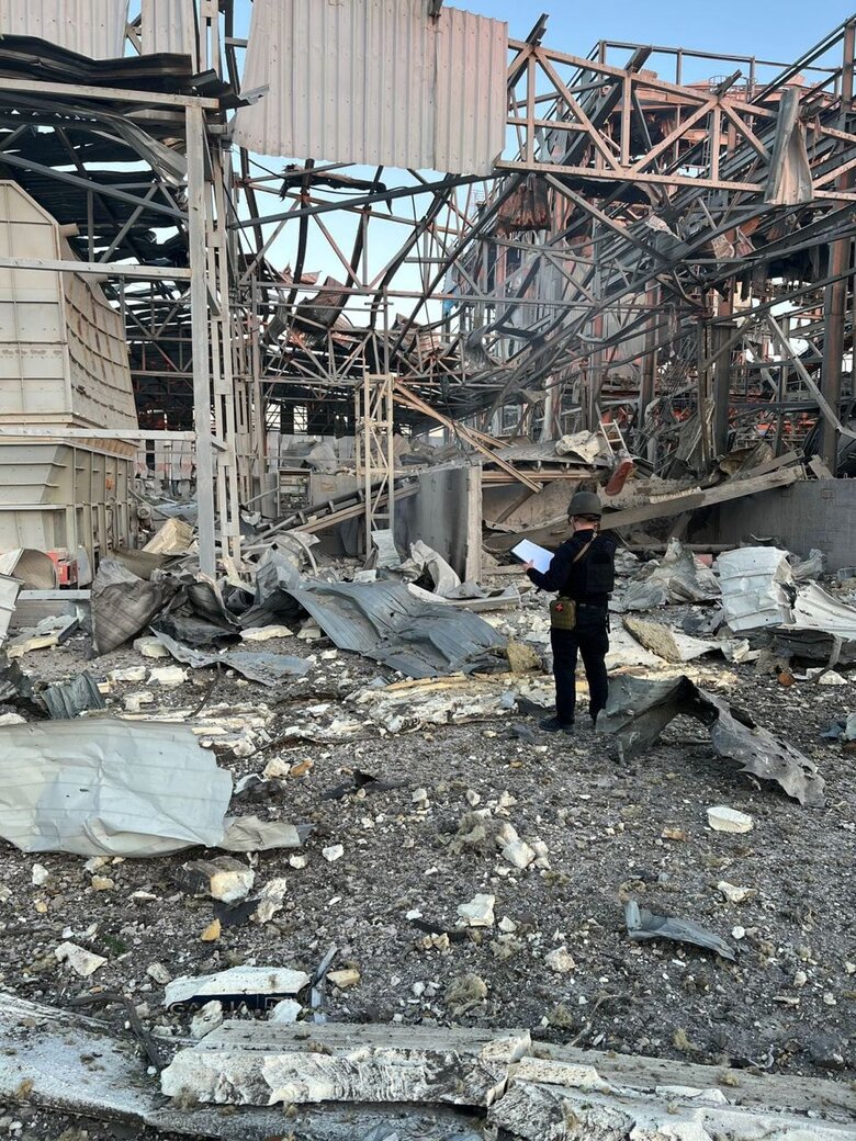 Окупанти серед ночі завдали ударів по півночі Донецької області, є загиблі та пораненні 07