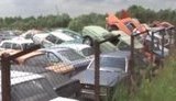 150 транспортных средств исчезло с штрафплощадки на Львовщине - прокуратура обвиняет милицию. ВИДЕО