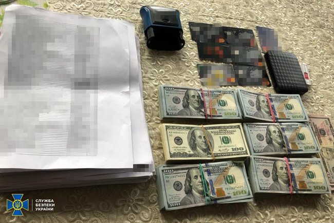 СБУ заблокувала контрабанду в Україну незареєстрованих препаратів для лікування ускладнень COVID-19 04
