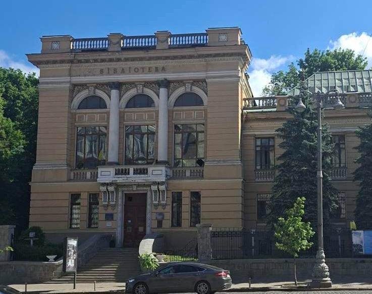 Удари РФ культурних закладах Києва
